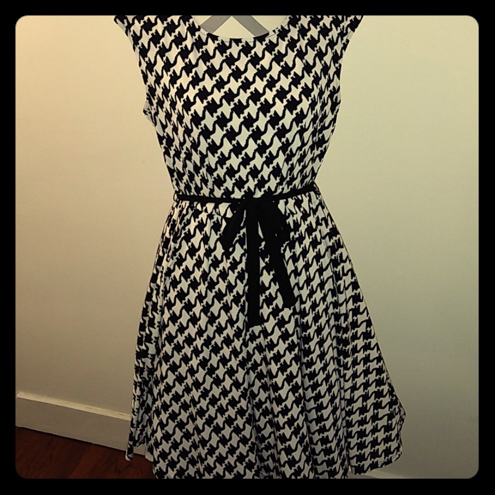 Black & White Houndstooth Dress XL